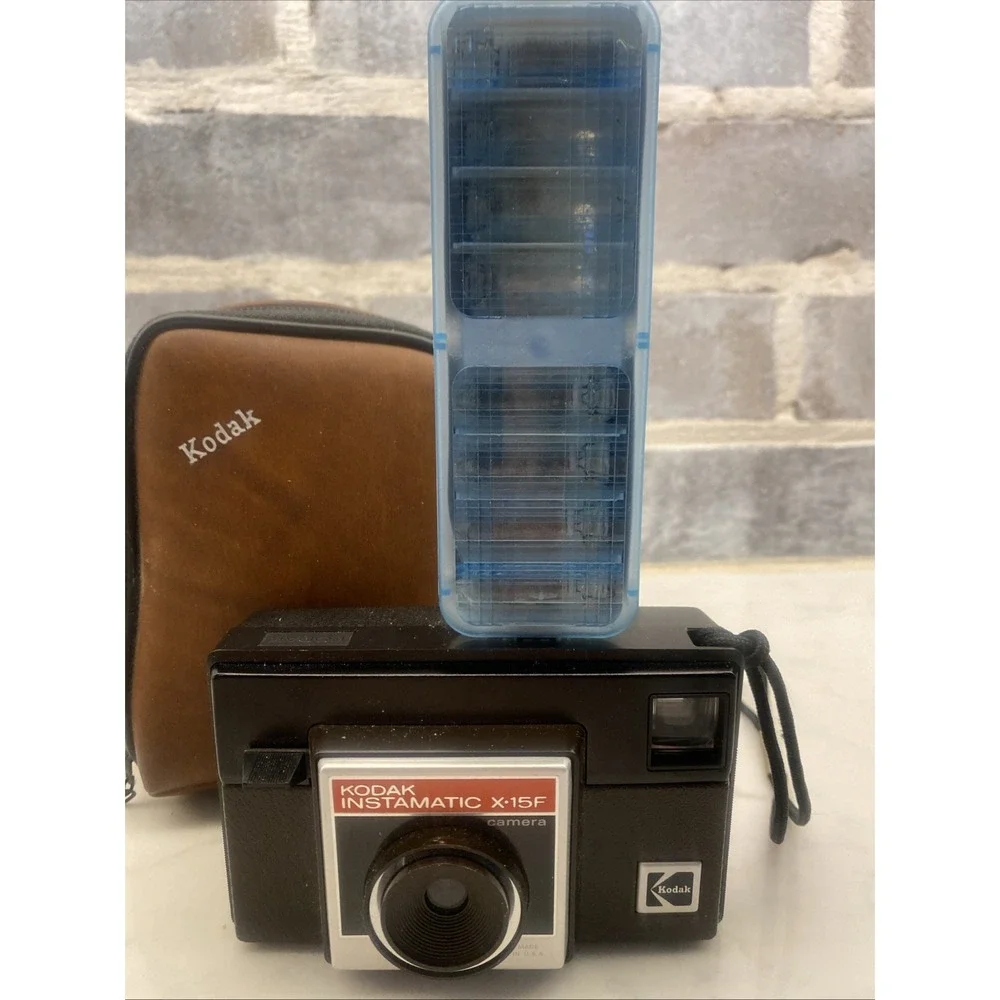 Vintage Kodak Instamatic X-15F Film Camera w Case, Flip‎ flash & Manual Untested